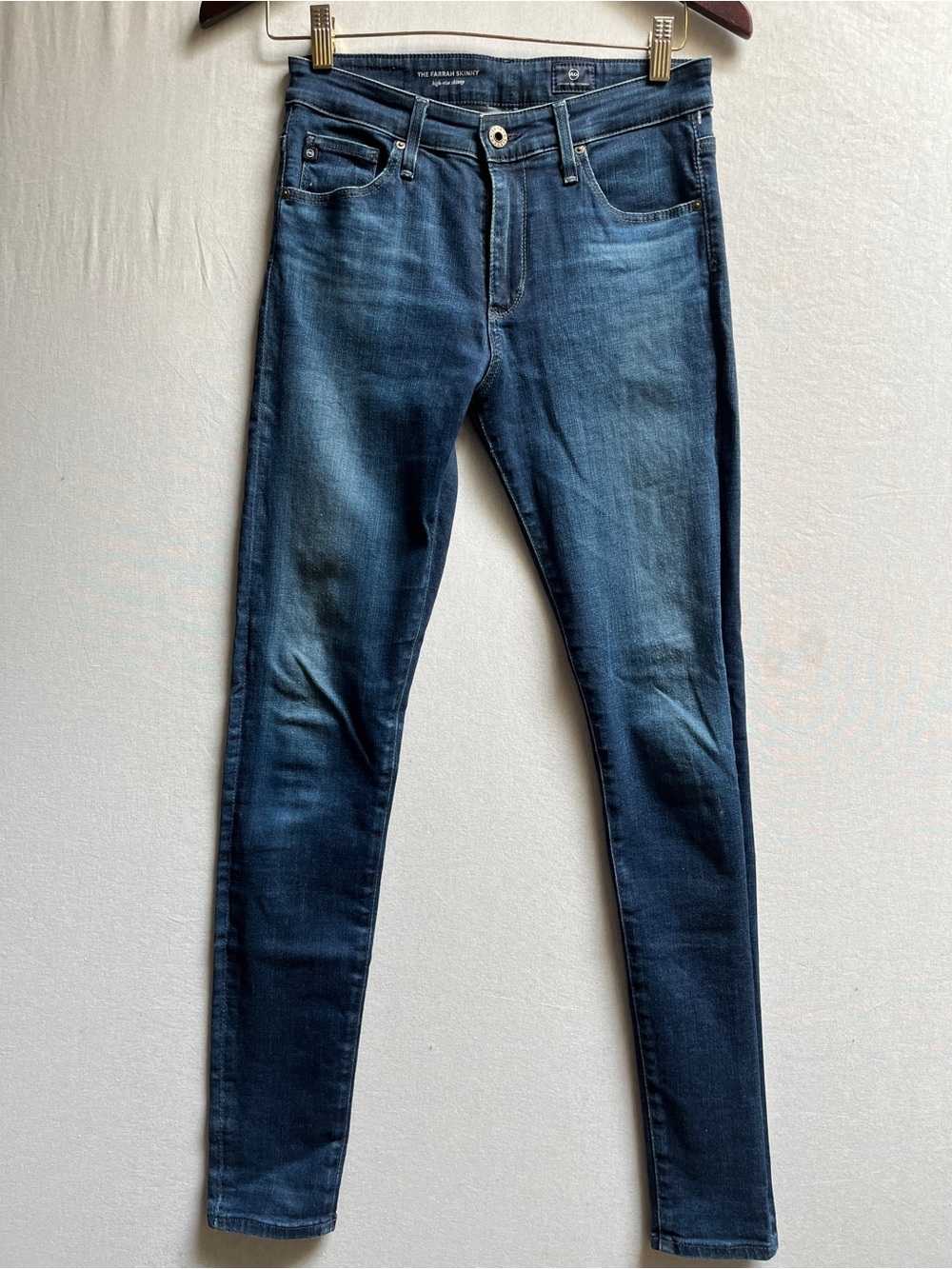 Ag Adriano Goldschmied Farrah High-Rise Skinny Jeans 26